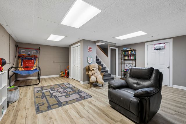 3225 Pinson School Rd, Greenbrier, TN 37073