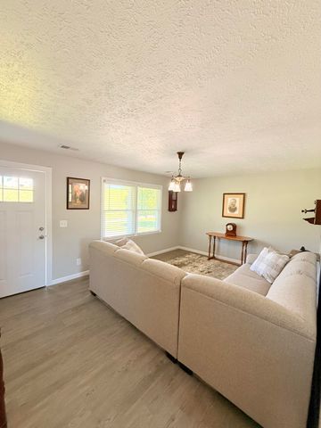 3439 Upper Jackstown Road, Carlisle, KY 40311