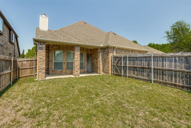 610 Crockett Drive, Lavon, TX 75166