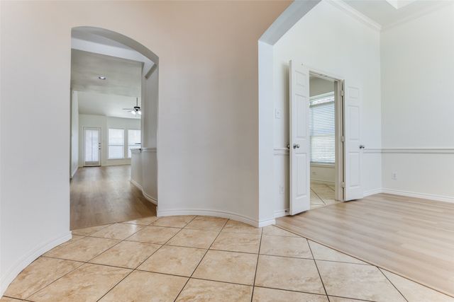 610 Crockett Drive, Lavon, TX 75166