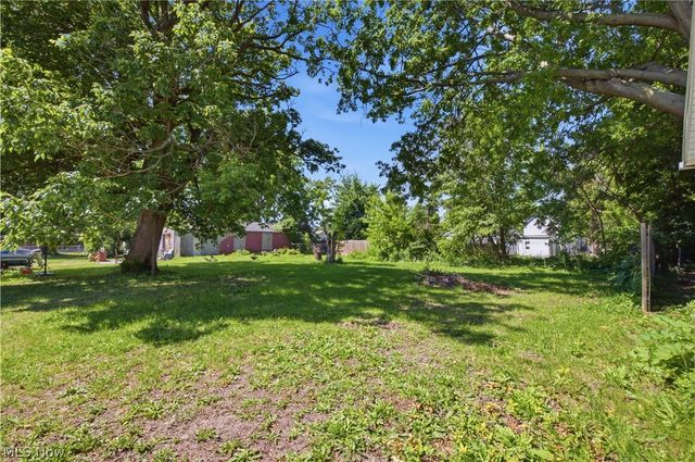 1756 Livingston Avenue, Lorain, OH 44052