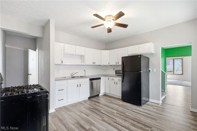 1756 Livingston Avenue, Lorain, OH 44052