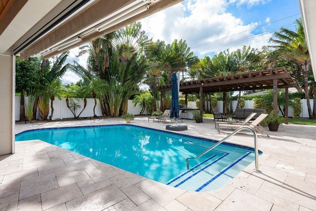 1701 Cocoanut Road, Boca Raton, FL 33432