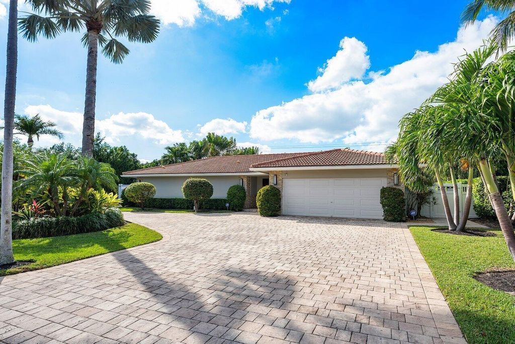1701 Cocoanut Road, Boca Raton, FL 33432