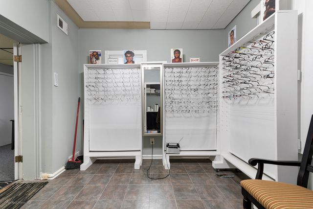 7847 S Maryland Avenue, Chicago, IL 60619