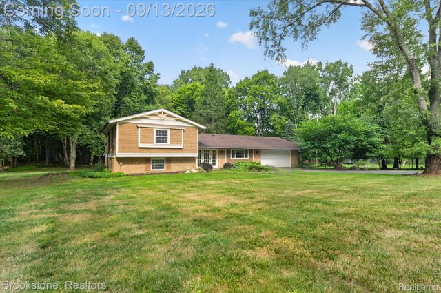 2737 N Wagner Road, Scio Township, MI 48103