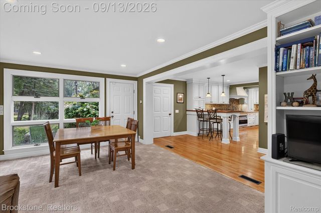 2737 N Wagner Road, Scio Township, MI 48103