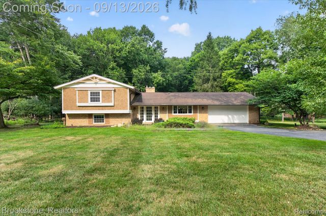 2737 N Wagner Road, Scio Township, MI 48103