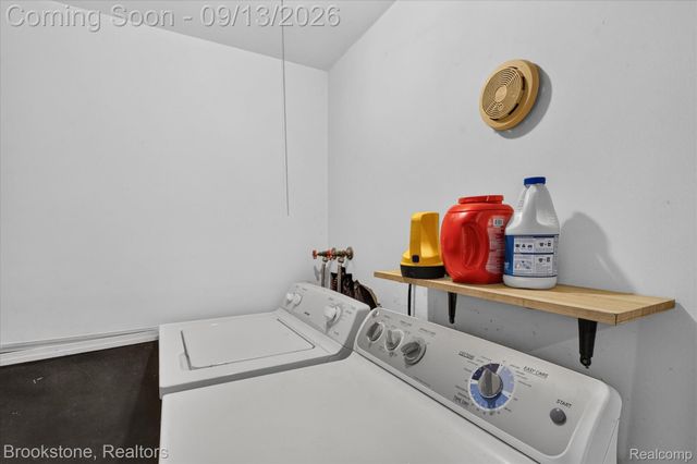 2737 N Wagner Road, Scio Township, MI 48103