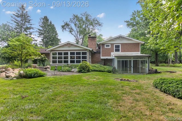 2737 N Wagner Road, Scio Township, MI 48103