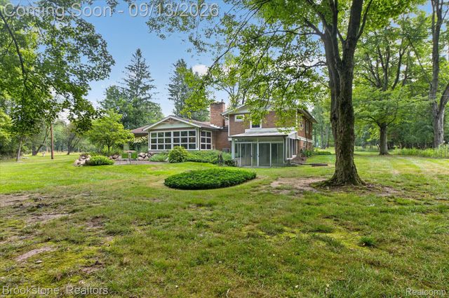 2737 N Wagner Road, Scio Township, MI 48103