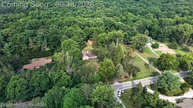 2737 N Wagner Road, Scio Township, MI 48103