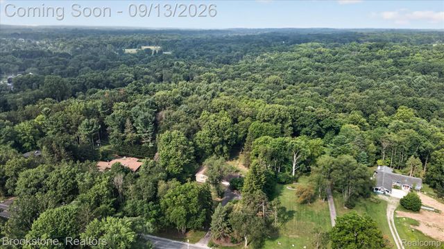 2737 N Wagner Road, Scio Township, MI 48103