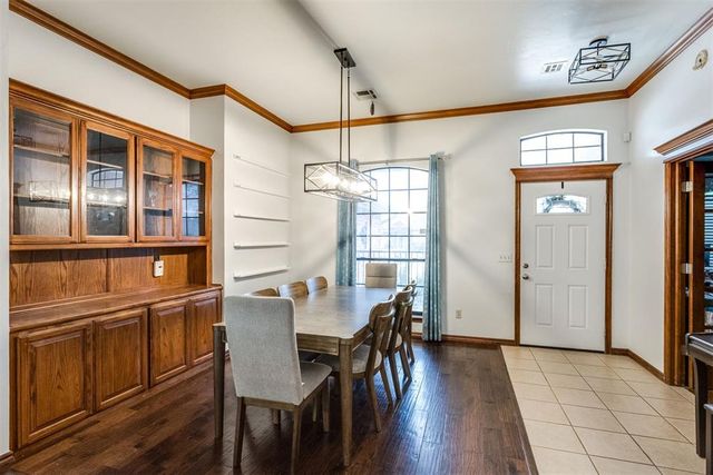 821 W Cabillo Way, Mustang, OK 73064