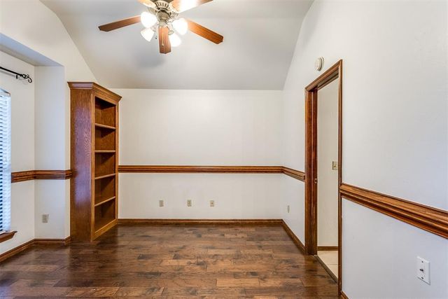 821 W Cabillo Way, Mustang, OK 73064