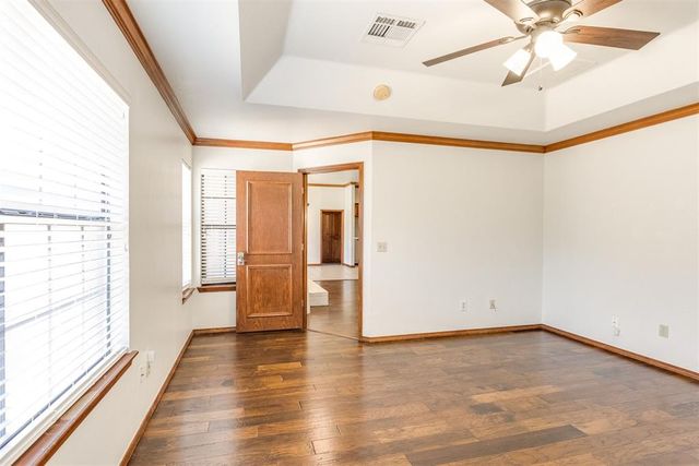 821 W Cabillo Way, Mustang, OK 73064