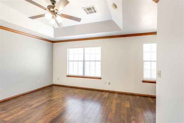 821 W Cabillo Way, Mustang, OK 73064
