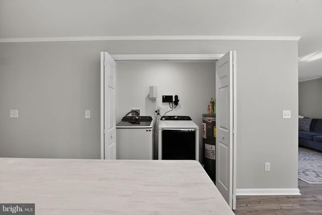 1001 MAPLE, Baltimore, MD 21221