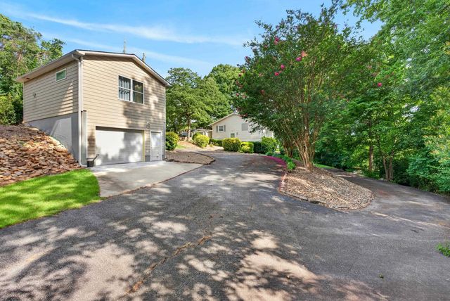 353 Fagan Drive, Inman, SC 29349