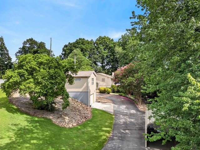 353 Fagan Drive, Inman, SC 29349