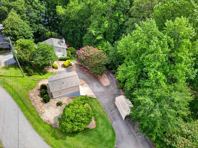 353 Fagan Drive, Inman, SC 29349