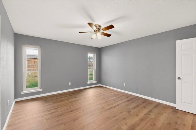 6820 Mickey Drive, Watauga, TX 76148