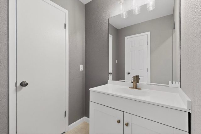 6820 Mickey Drive, Watauga, TX 76148