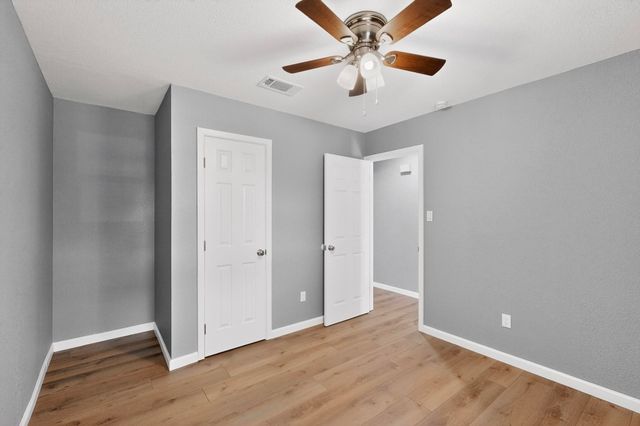 6820 Mickey Drive, Watauga, TX 76148