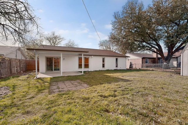 6820 Mickey Drive, Watauga, TX 76148