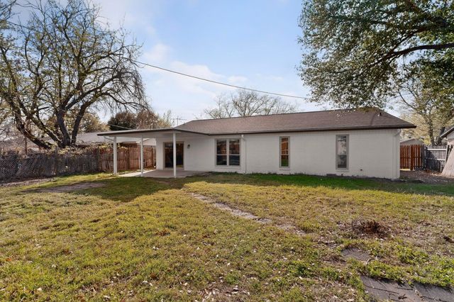 6820 Mickey Drive, Watauga, TX 76148