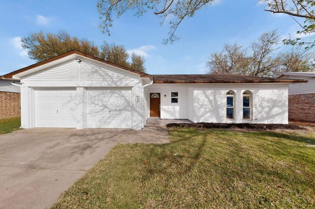 6820 Mickey Drive, Watauga, TX 76148