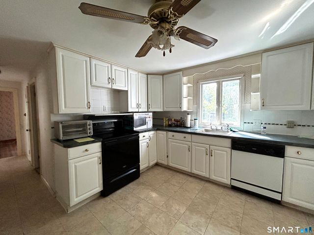 44 Knob Hill Drive, Hamden, CT 06518