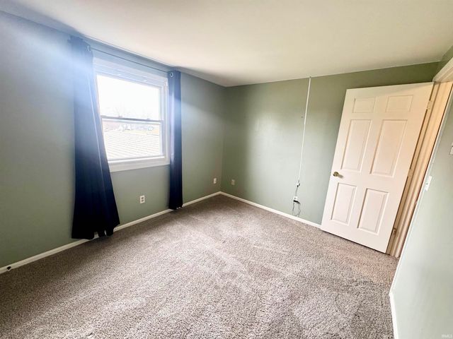 5333 Moonrock Court, Fort Wayne, IN 46804