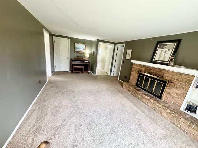 5333 Moonrock Court, Fort Wayne, IN 46804