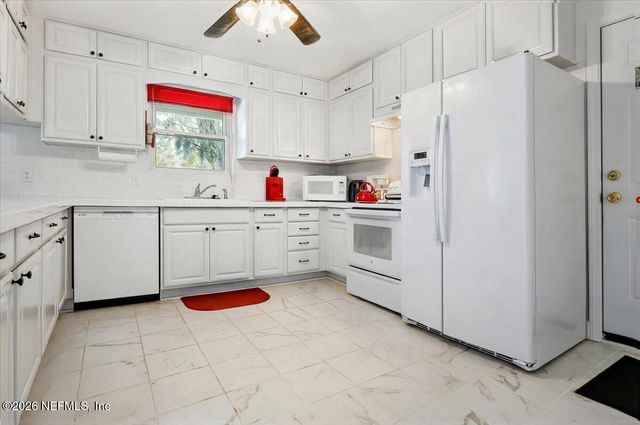 2243 FOUR WINDS Drive, Jacksonville, FL 32224