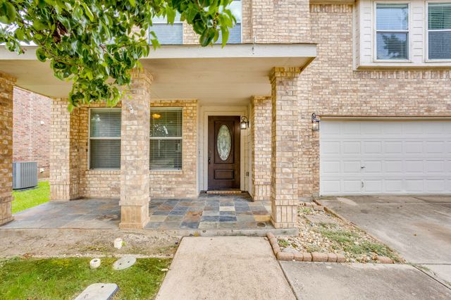 653 Condor Trail, Saginaw, TX 76131