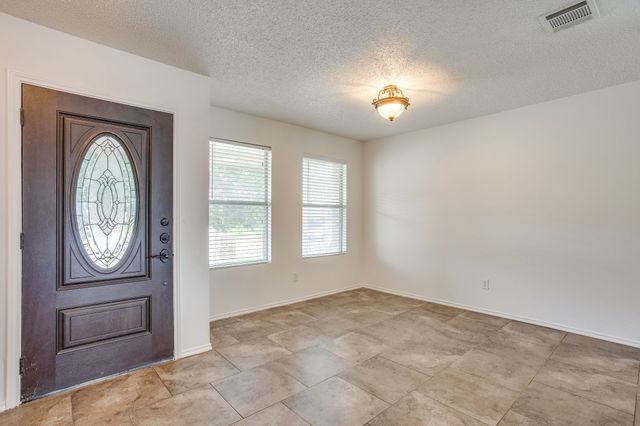 653 Condor Trail, Saginaw, TX 76131