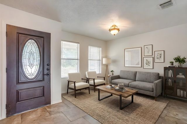 653 Condor Trail, Saginaw, TX 76131