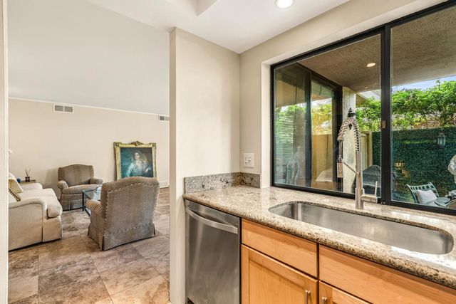 2501 N Indian Canyon Drive 603, Palm Springs, CA 92262