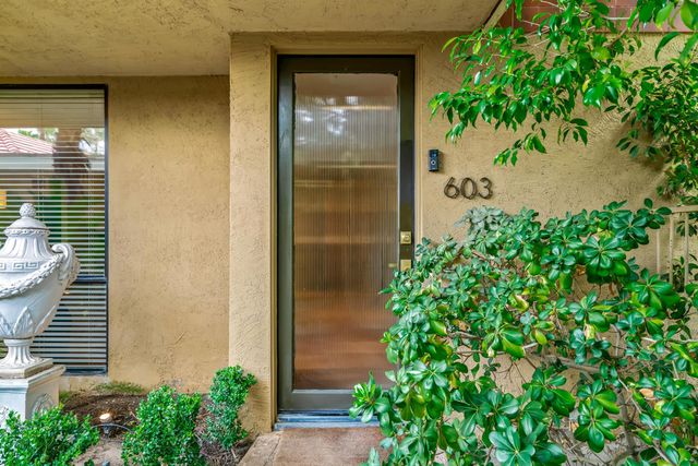 2501 N Indian Canyon Drive 603, Palm Springs, CA 92262