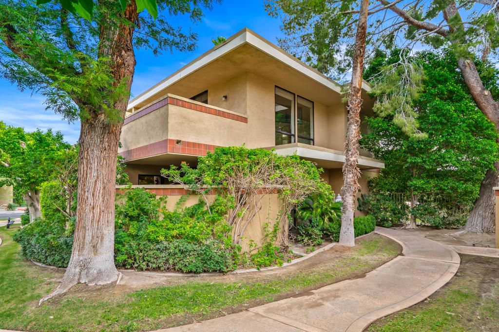2501 N Indian Canyon Drive 603, Palm Springs, CA 92262