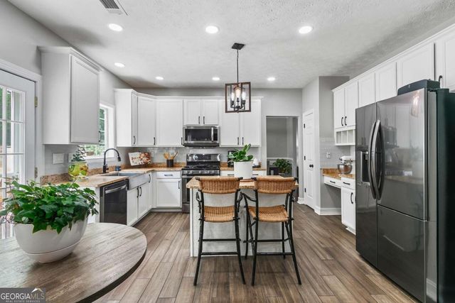 2000 Lena Carter Road, Buford, GA 30519