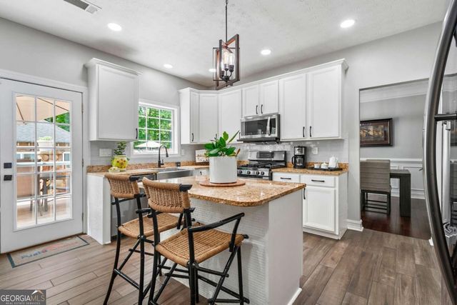 2000 Lena Carter Road, Buford, GA 30519