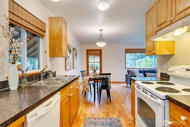 20899 Division Street NE, Indianola, WA 98342