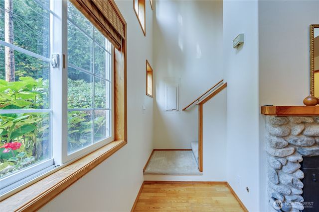 20899 Division Street NE, Indianola, WA 98342