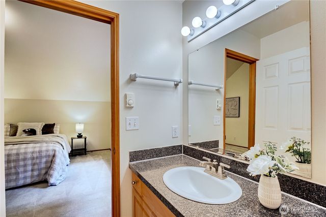 20899 Division Street NE, Indianola, WA 98342