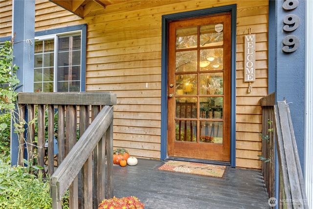 20899 Division Street NE, Indianola, WA 98342