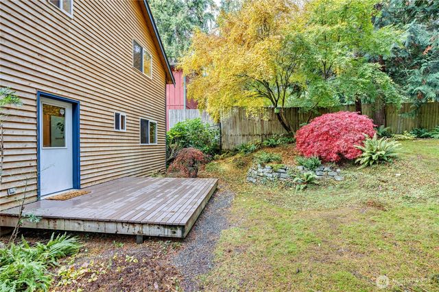 20899 Division Street NE, Indianola, WA 98342