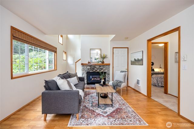 20899 Division Street NE, Indianola, WA 98342