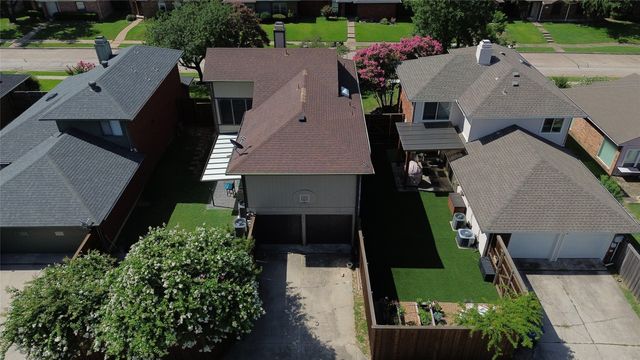 1613 Kingspoint Drive, Carrollton, TX 75007